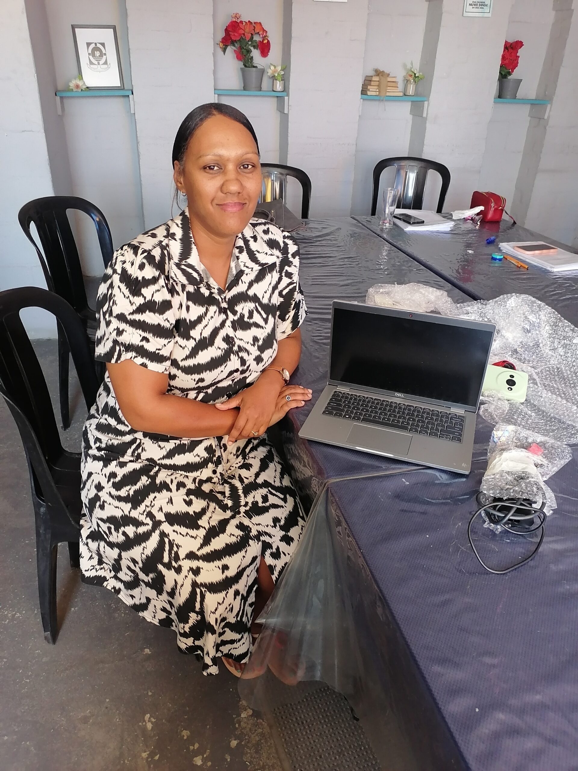 Sanlam laptops handover