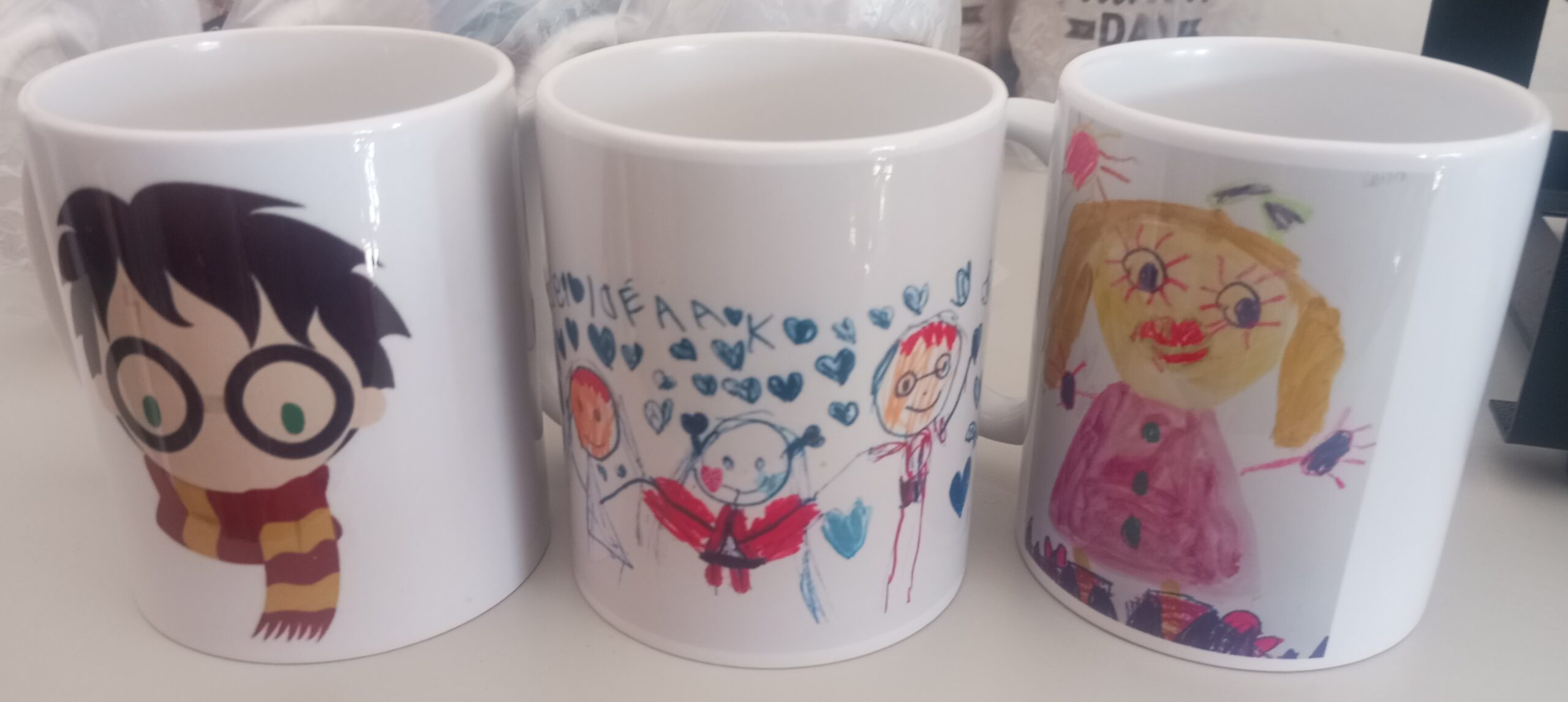 Examples of sublimation printing on mugs 1